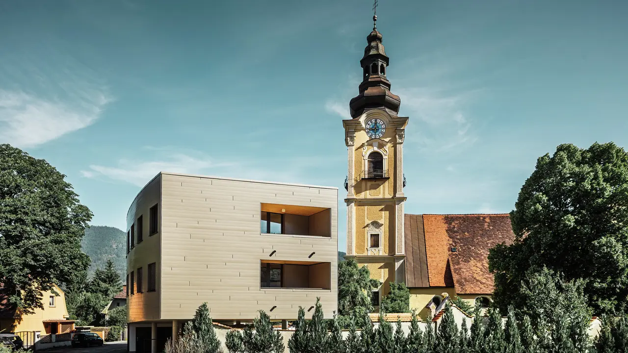 Fasádní lamely Siding PREFA u komplexu kostela sv. Jakuba
