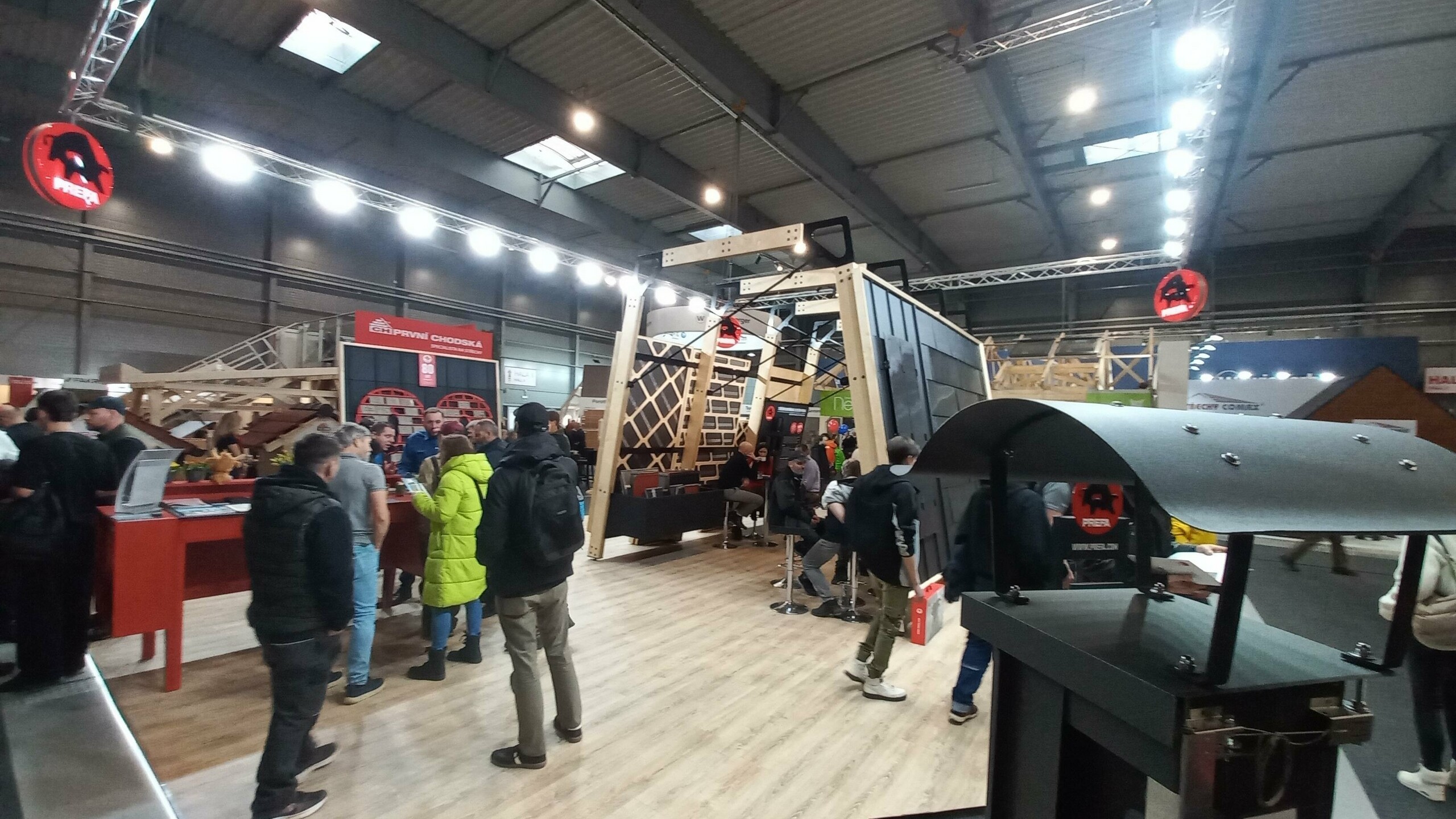 Stánek PREFA na veletrhu Střechy-solar-řemeslo 2026