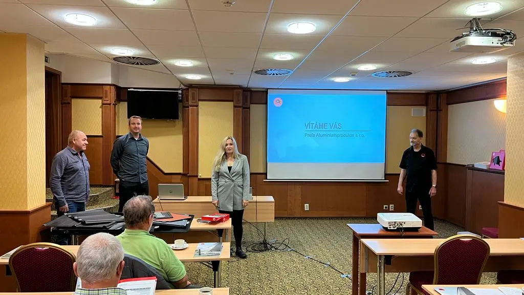 Přivítání účastníků odborného semináře pro architekty a projektanty a představení přednášejících z firmy PREFA