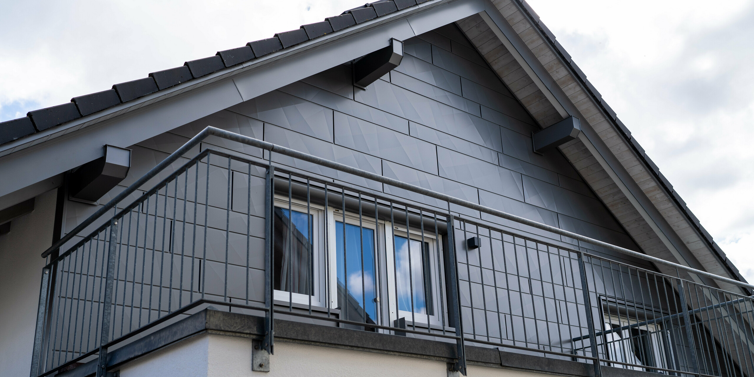 Bezúdržbová hliníková fasáda Siding.X od PREFA